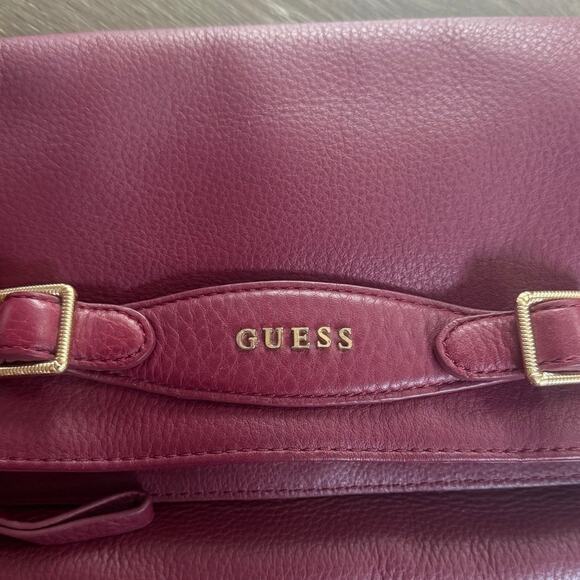 Guess‎ Ladies Handbag Satchel Tote Bag Wine Modern Simplicity - Picture 3 of 8